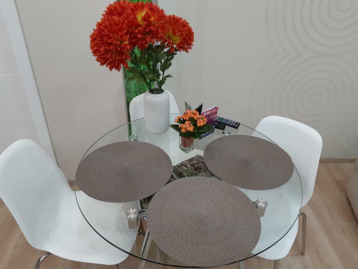 Modern, Quiet & Cozy Apartment In The Middle Of Downtown Near Danube At Fashion Street บูดาเปสต์ ภายนอก รูปภาพ